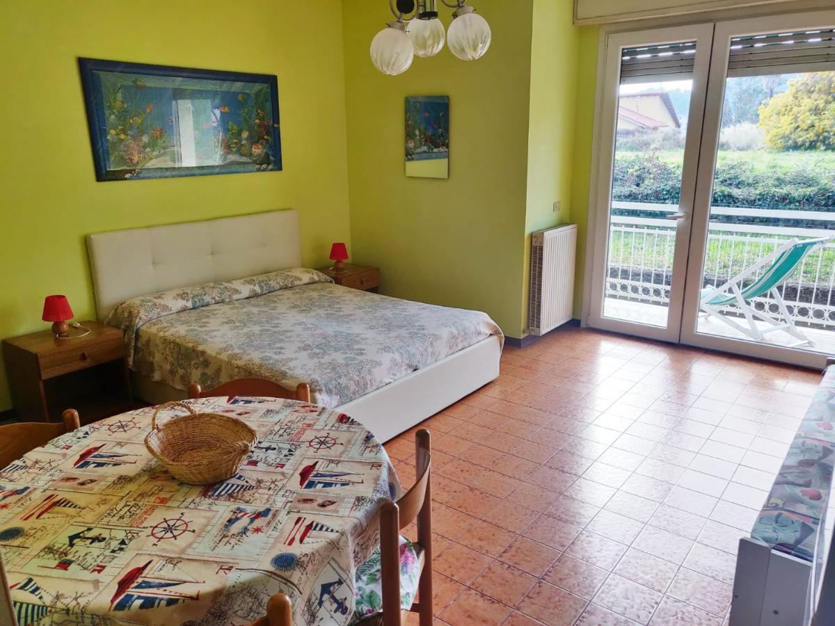 Residenza Il Poggio Apartment San Bartolomeo Al Mare Exterior photo