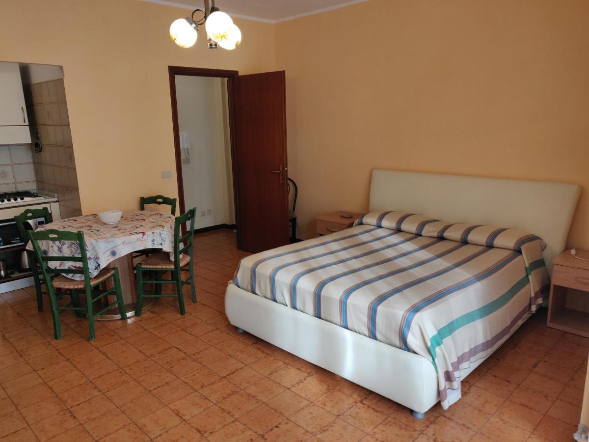 Residenza Il Poggio Apartment San Bartolomeo Al Mare Exterior photo