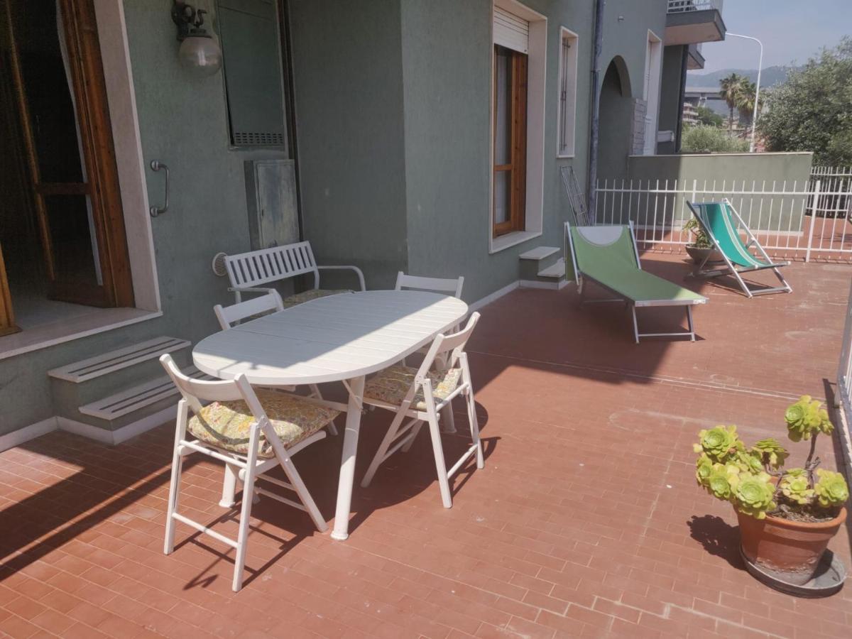 Residenza Il Poggio Apartment San Bartolomeo Al Mare Exterior photo